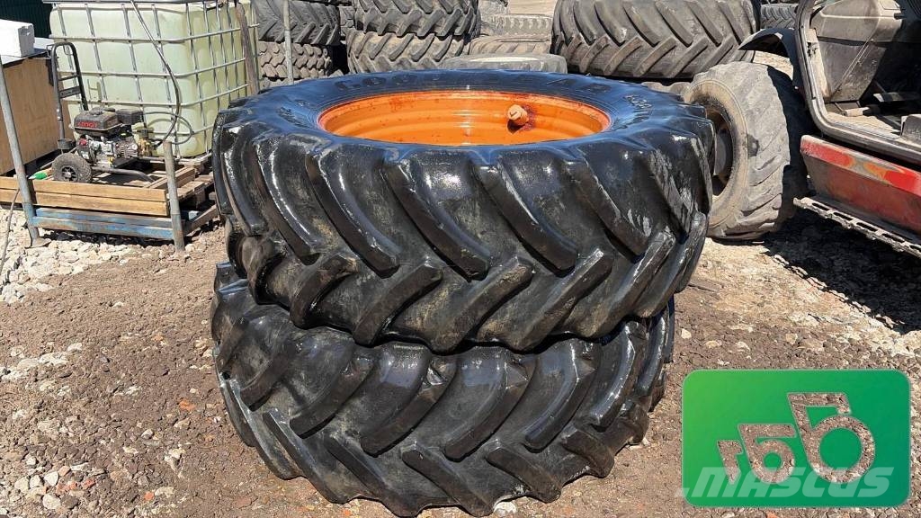 Fendt 926 Vario Rear Wheel Rim Tire 620/70 R42 Шины и колёса