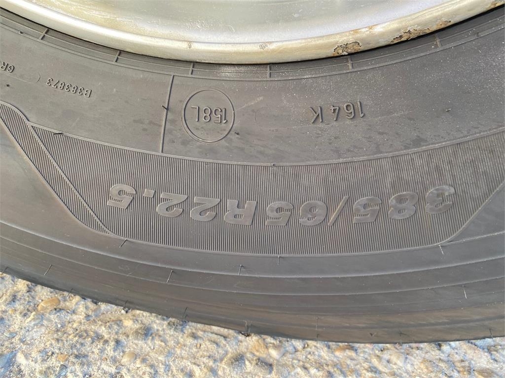DAF XF VIN 275 Τράκτορες