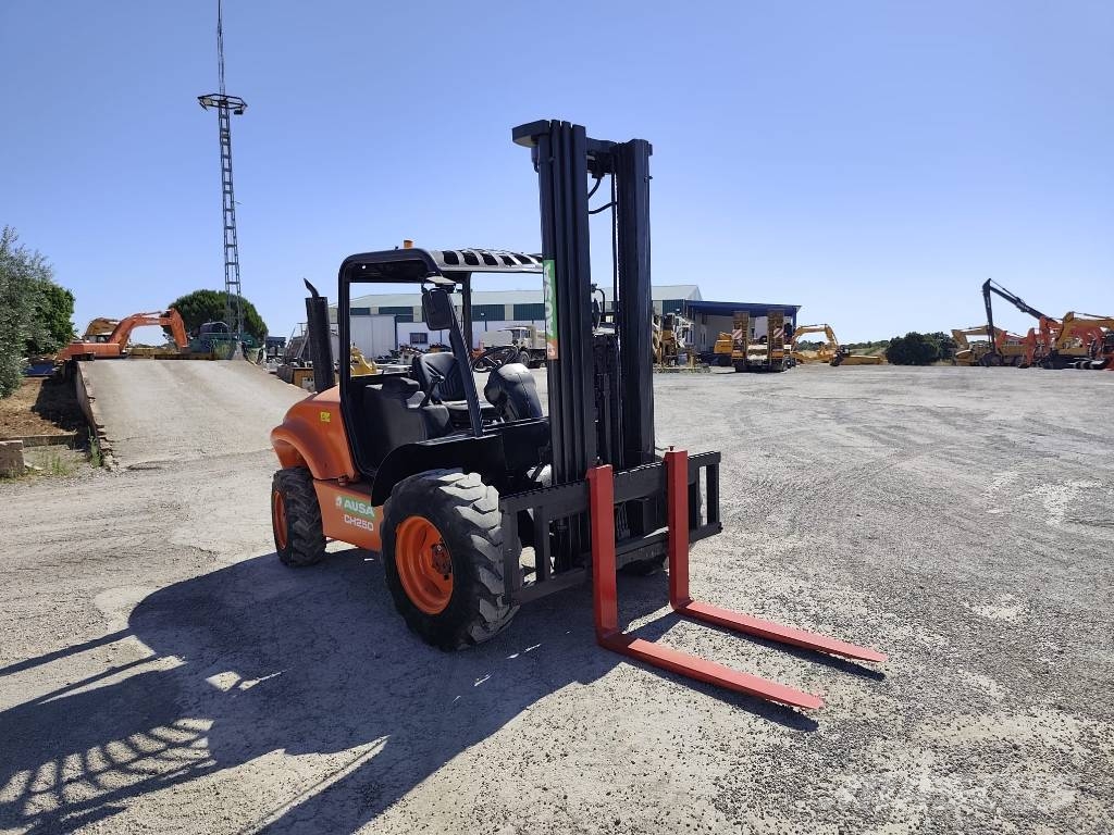 Ausa C 300 H Wózki widłowe terenowe