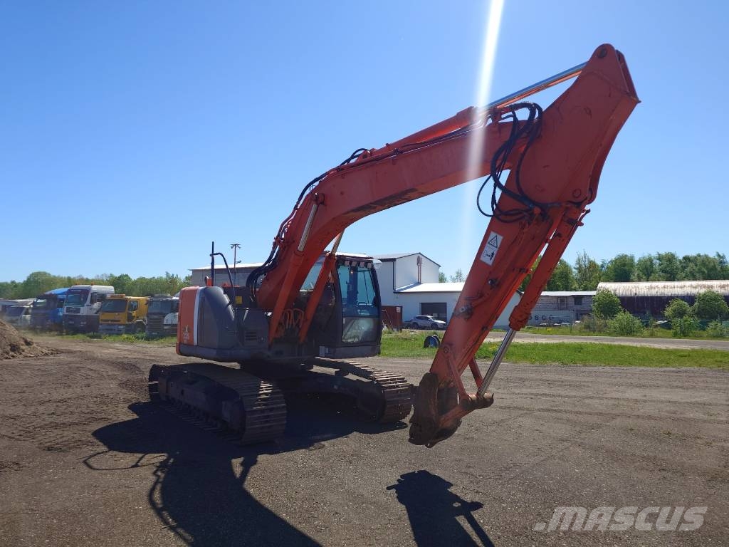 Hitachi ZX 225 US LC-3 履带挖掘机