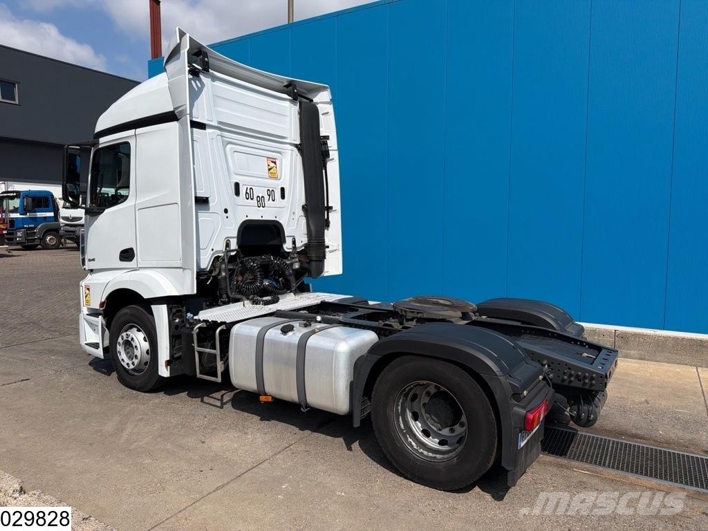 Mercedes-Benz Actros 1845 EURO 6d Vetopöytäautot