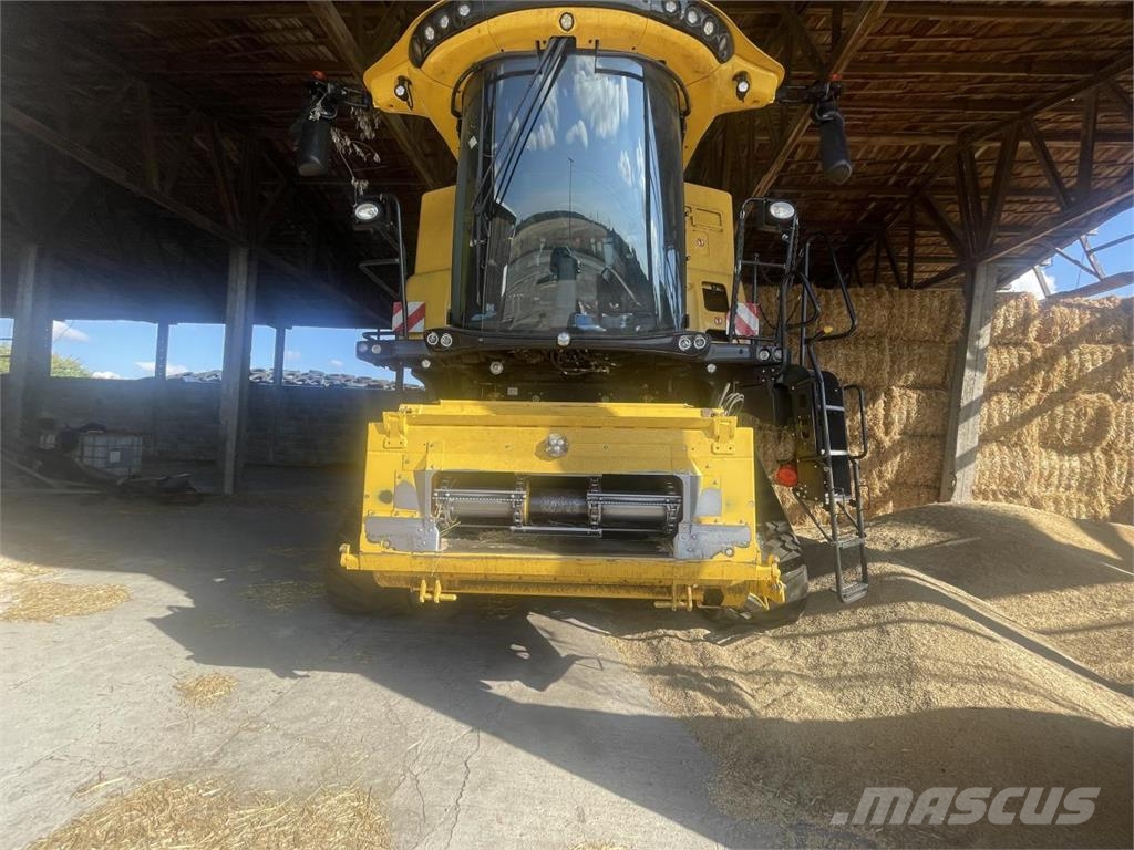 New Holland CR 9.90 Leikkuupuimurit