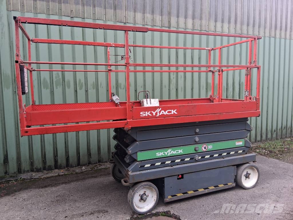 SkyJack SJ III 4632 Підйомники-ножиці