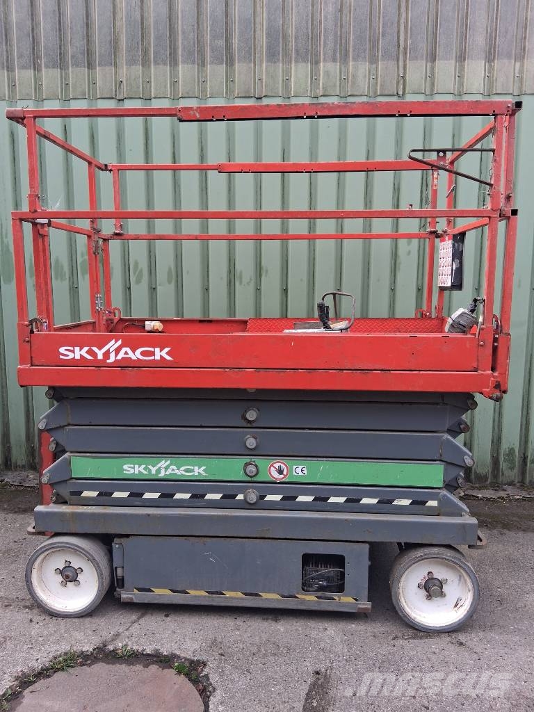 SkyJack SJ III 4632 Підйомники-ножиці