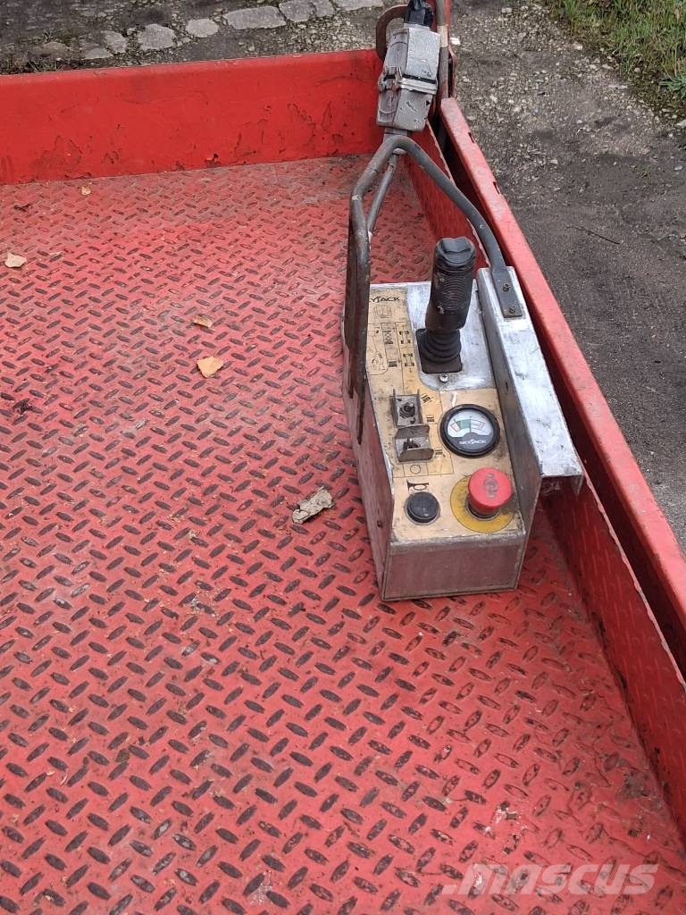 SkyJack SJ III 4632 Підйомники-ножиці