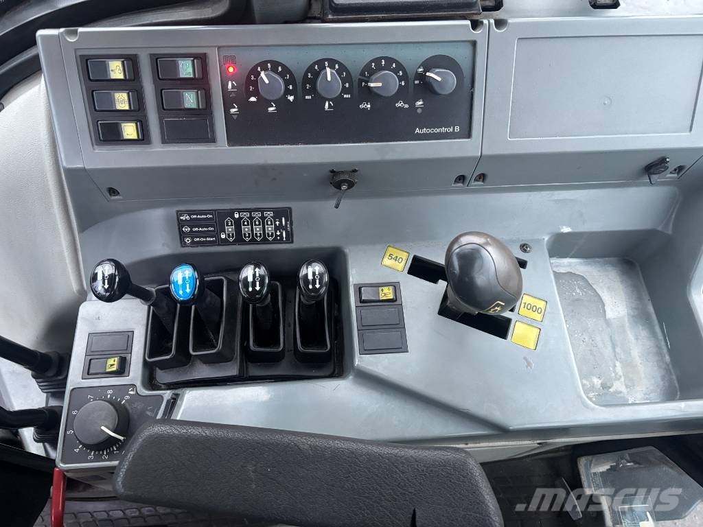 Valtra X 120 Hitech, AC Nice condition Traktorit