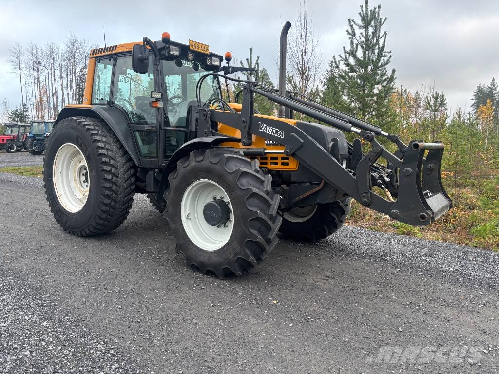 Valtra X 120 Hitech, AC Nice condition Traktorit