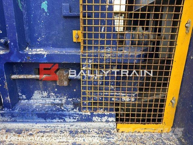 Kue-Ken 75S Hook Lift Jaw Crusher (30×20) Mobilni drobilniki
