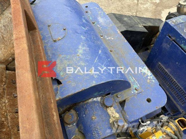 Kue-Ken 75S Hook Lift Jaw Crusher (30×20) Mobilni drobilniki