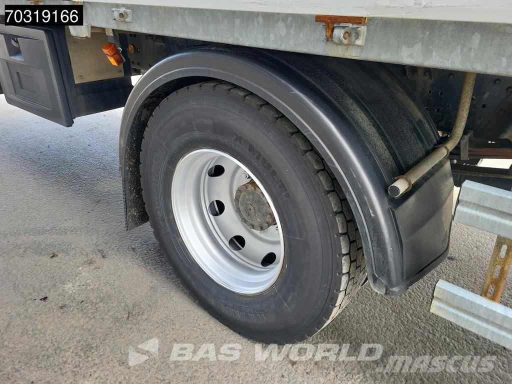 Iveco Eurocargo 160E220 4X2 HYVA V911 3S Crane Kran 750c Flatbed kamyonlar