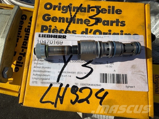 Liebherr R 924 COMPACT COMPLET NEW PARTS Гусеницы и цепи
