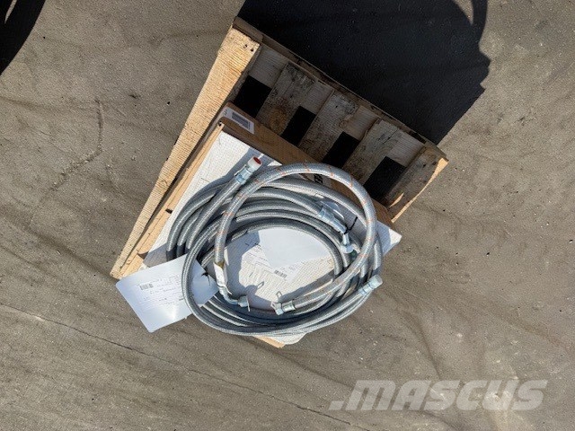 Liebherr R 924 COMPACT COMPLET NEW PARTS Гусеницы и цепи