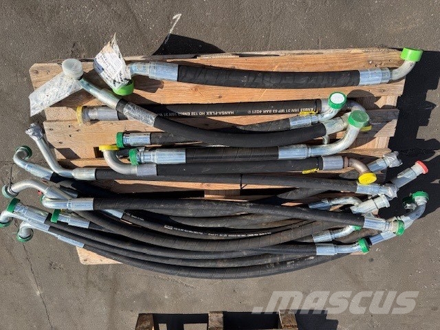 Liebherr R 924 COMPACT COMPLET NEW PARTS Гусеницы и цепи