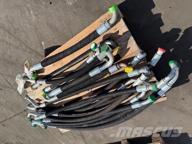 Liebherr R 924 COMPACT COMPLET NEW PARTS Гусеницы и цепи