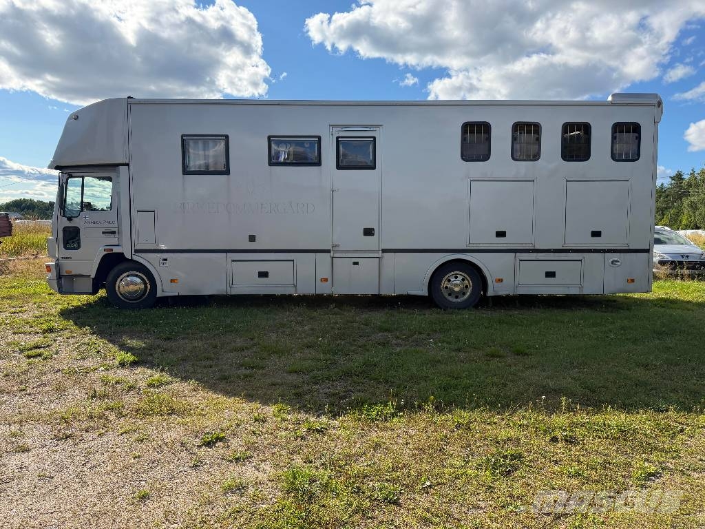 Volvo FL 612 Camiones para transporte de animales