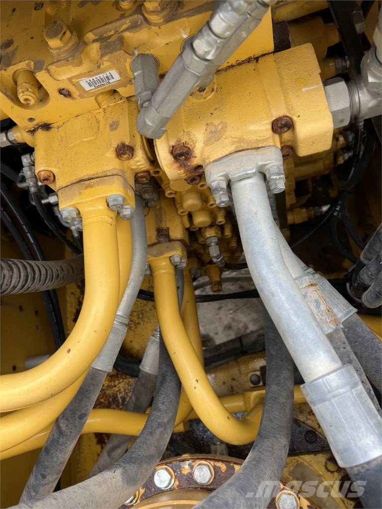 Komatsu PC 450 LC Bagri goseničarji