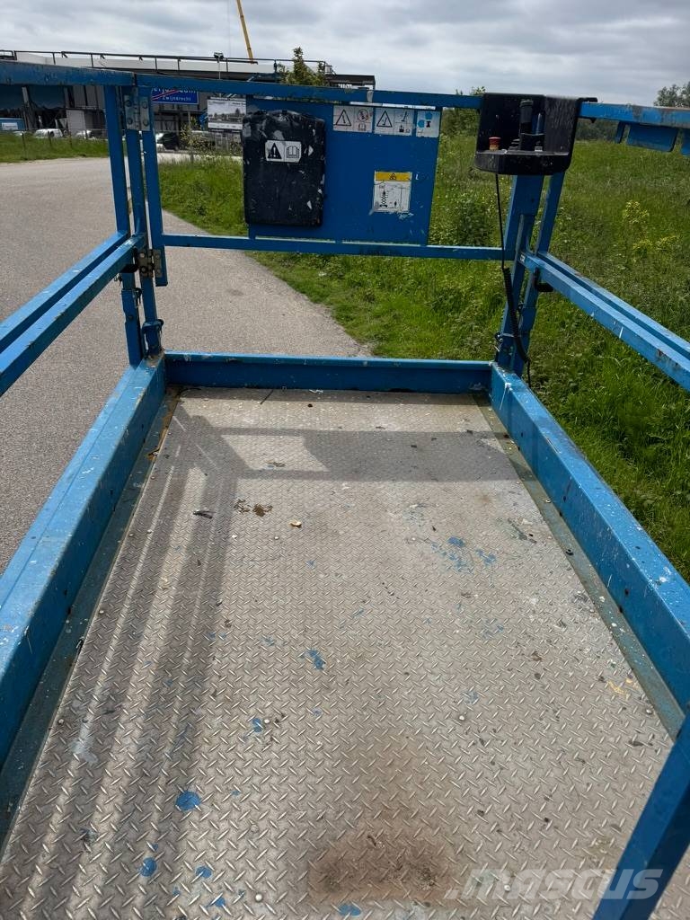Genie GS 2668 RT Scissor lifts