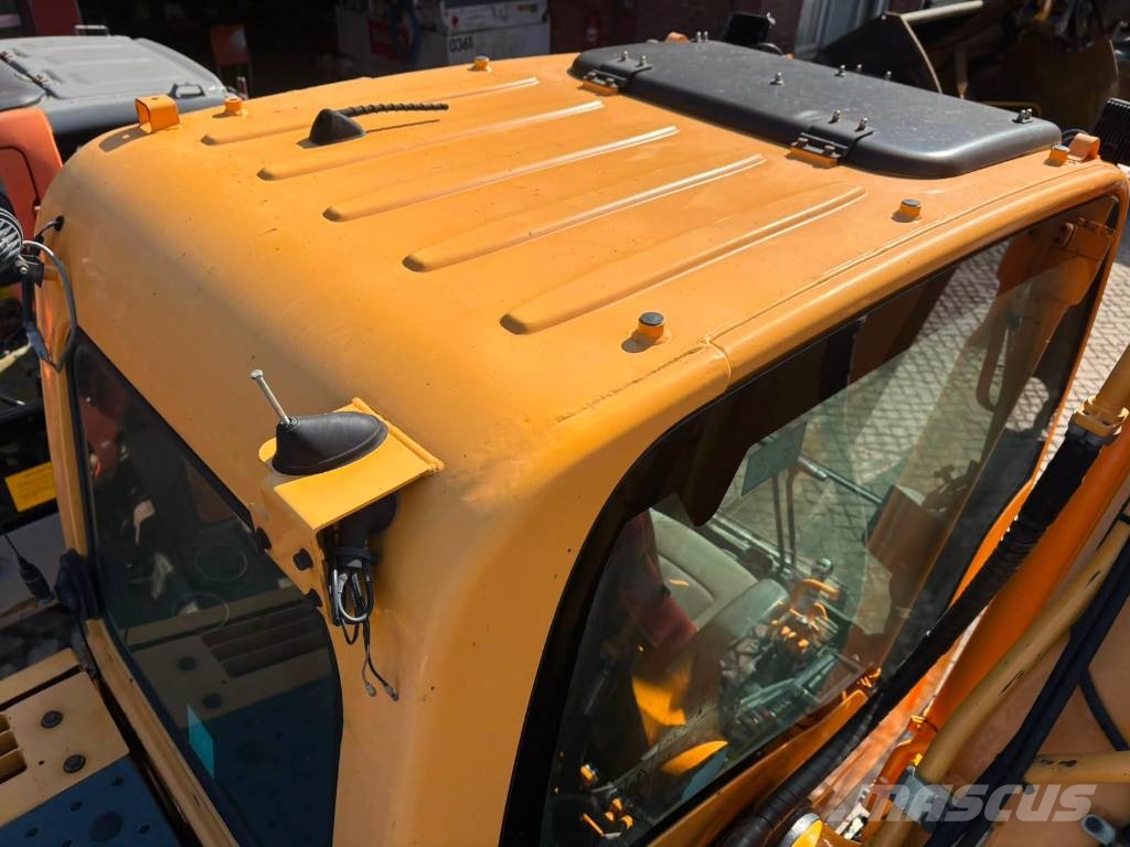 Hyundai 210LC-9 Bageri guseničari
