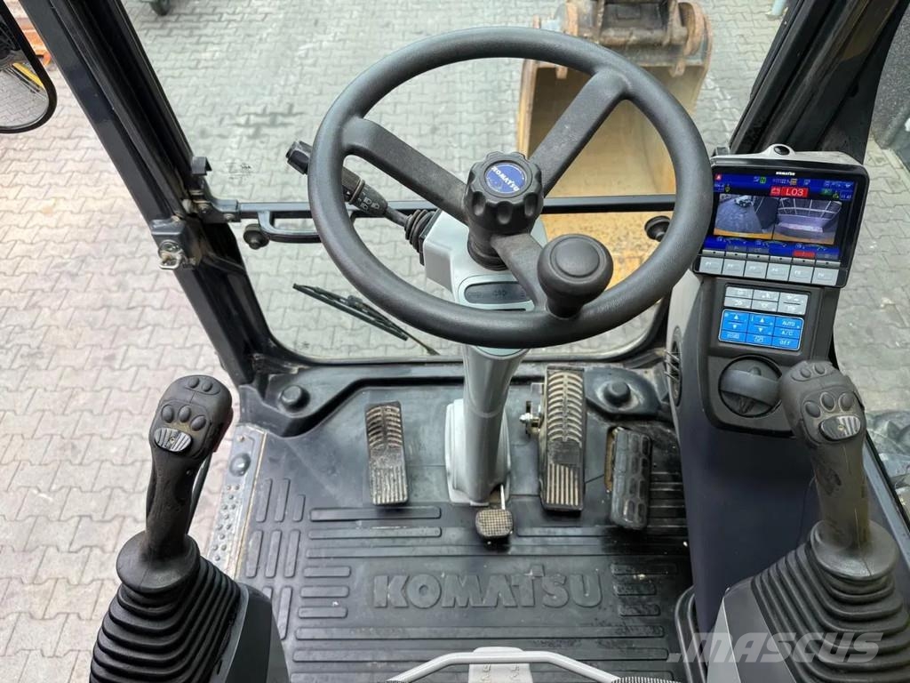 Komatsu PW160-10 حفارات بعجل