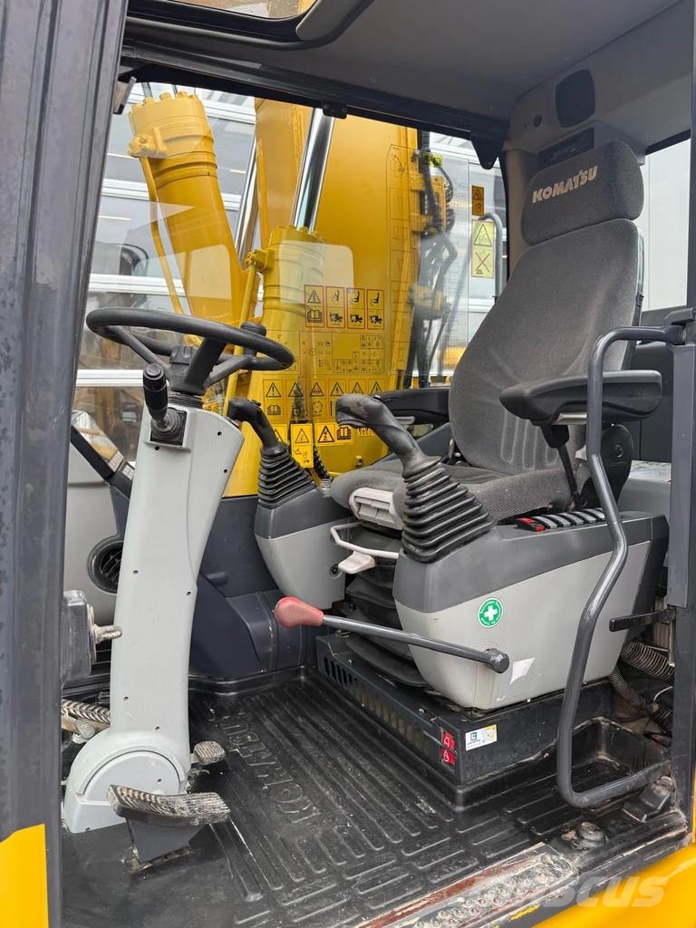 Komatsu PW160-10 حفارات بعجل