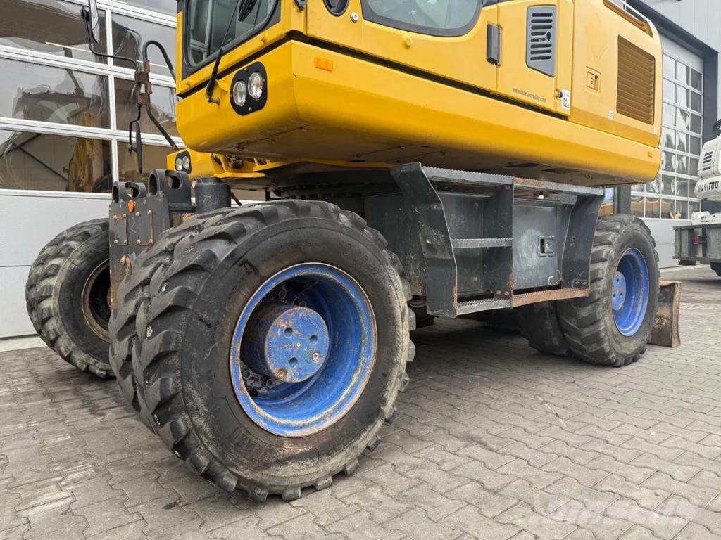 Komatsu PW160-10 حفارات بعجل