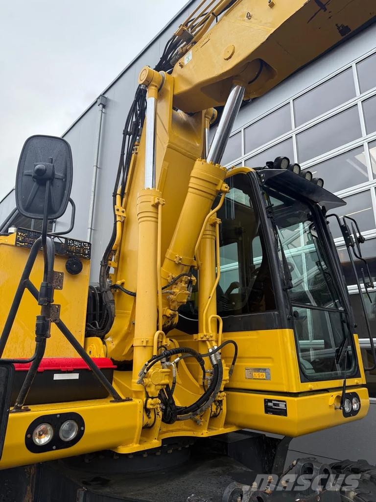 Komatsu PW160-10 حفارات بعجل