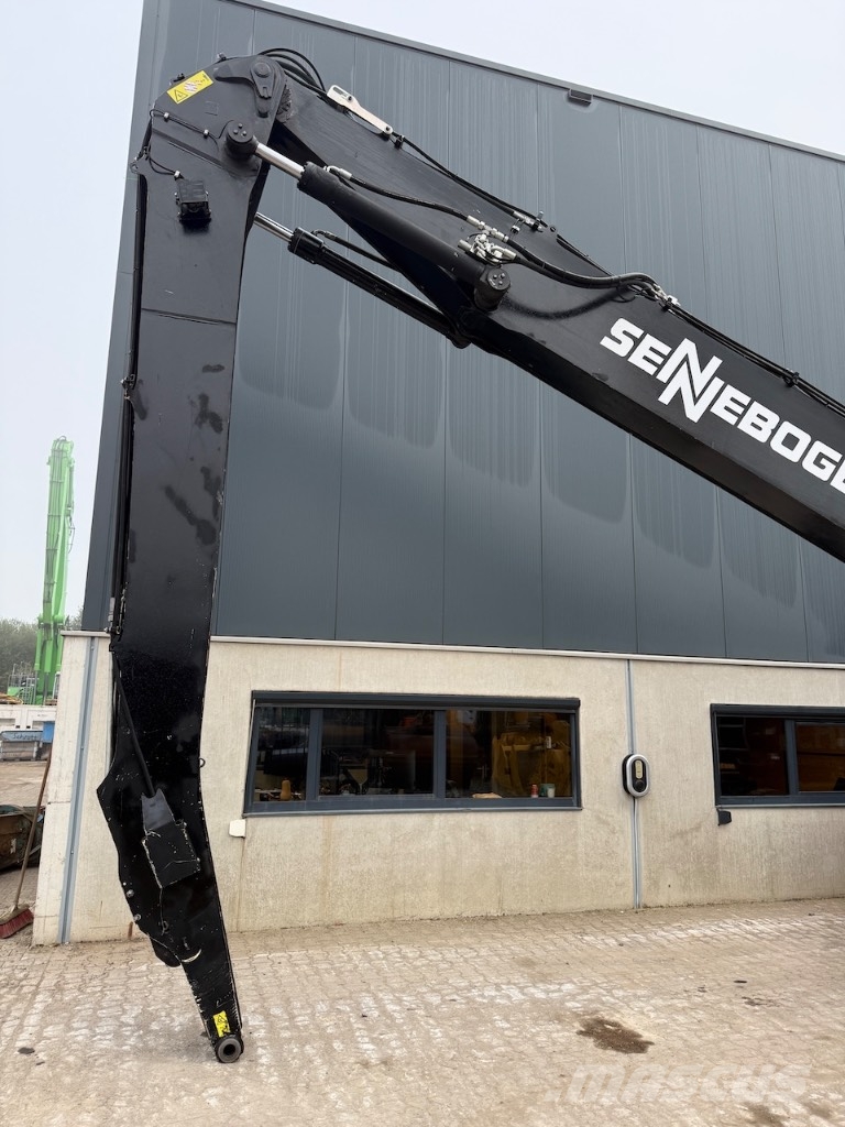 Sennebogen 825M E - 825 ME - 825 E - 825 - 830 M Waste / industry handlers