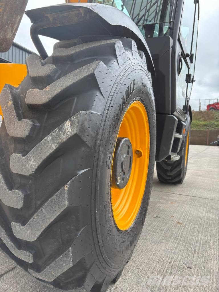 JCB 540-140 Telescopic handlers