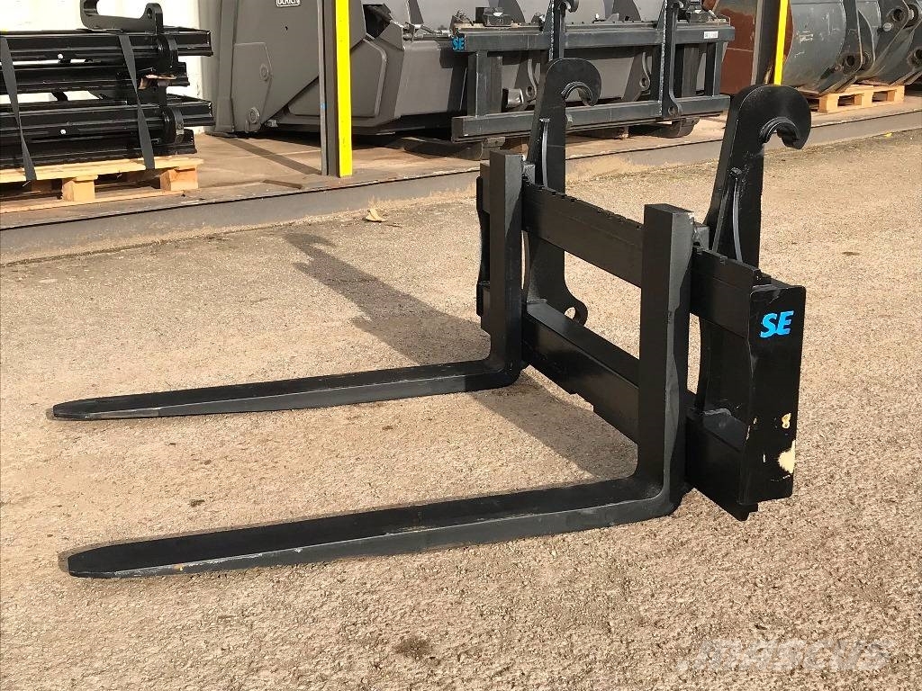 SE / Volvo 5 ton pallet forks Građevinarske viljuške