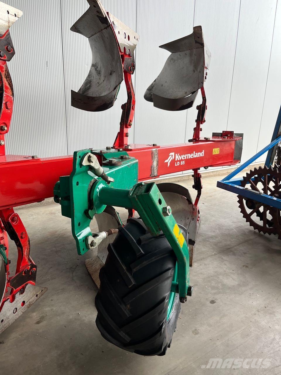 Kverneland LD 85-200-19 5 schar Sarka-aurat