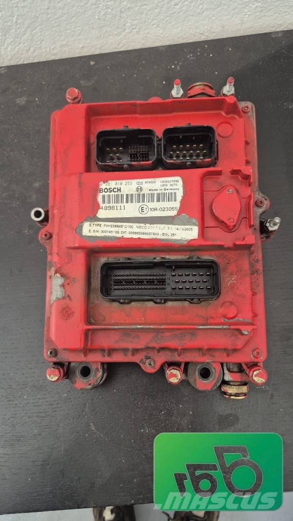 Bosch McCormick MTX 185 Computer Engine Control Unit F4H Componentes electrónicos