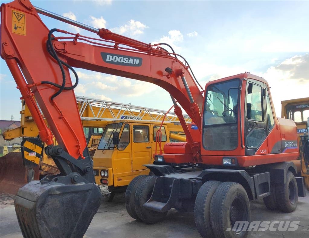 Doosan DH 150 W-7 旋轉式挖土機/掘鑿機/挖掘機