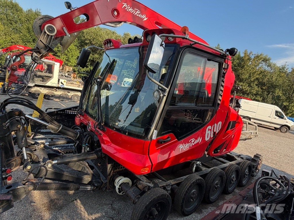  Pisten Bully PB 600 Polar Winde كاسحات جليد