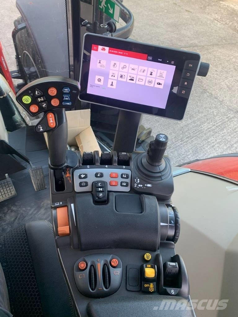 Massey Ferguson 8735S EXDV Traktorer