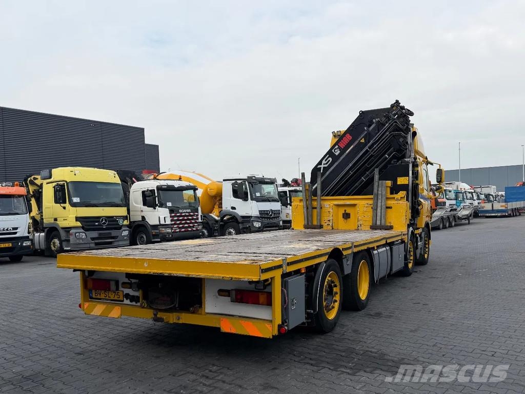 DAF CF 85.460 8x2 + Hiab 600E-7 Hipro رافعات صالحة لكل أنواع الطرق