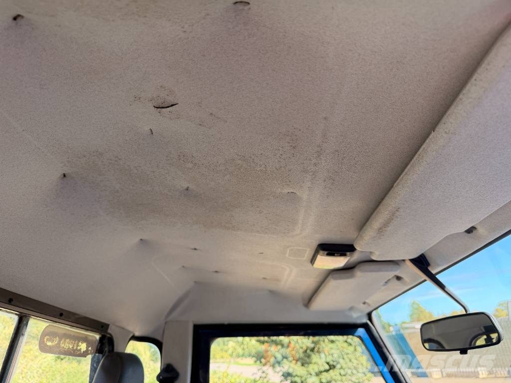 Land Rover Defender Pickup/planbiler
