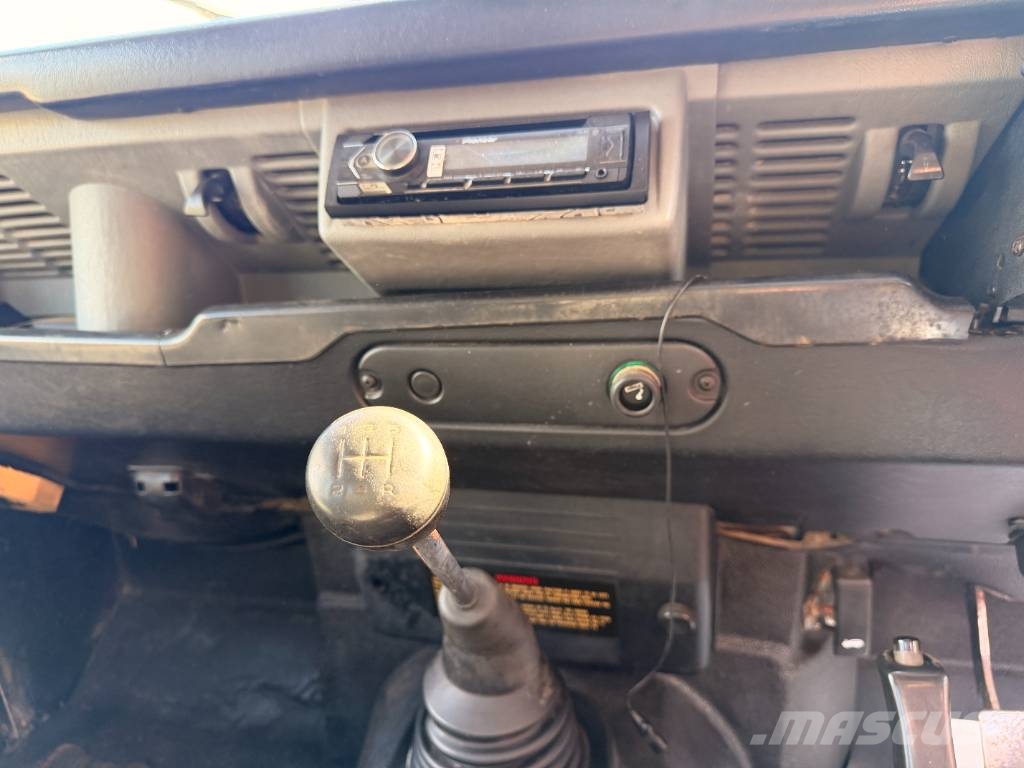 Land Rover Defender Pickup/planbiler