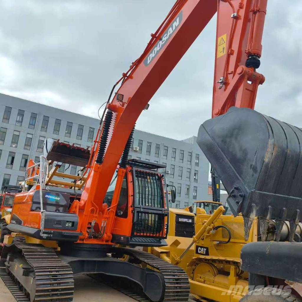 Doosan 225 LC Beltegraver