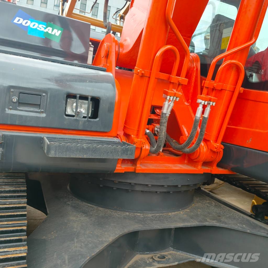 Doosan 225 LC Beltegraver