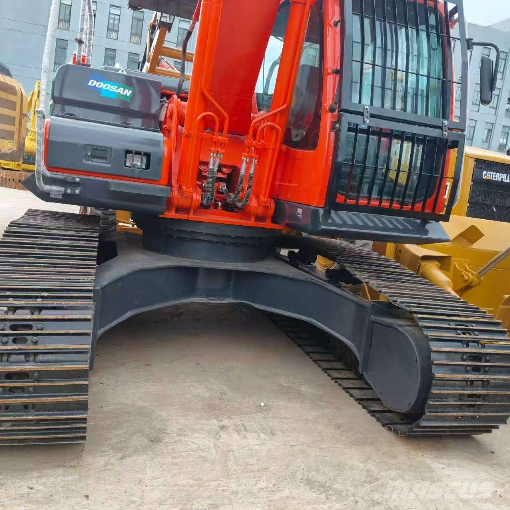 Doosan 225 LC Beltegraver