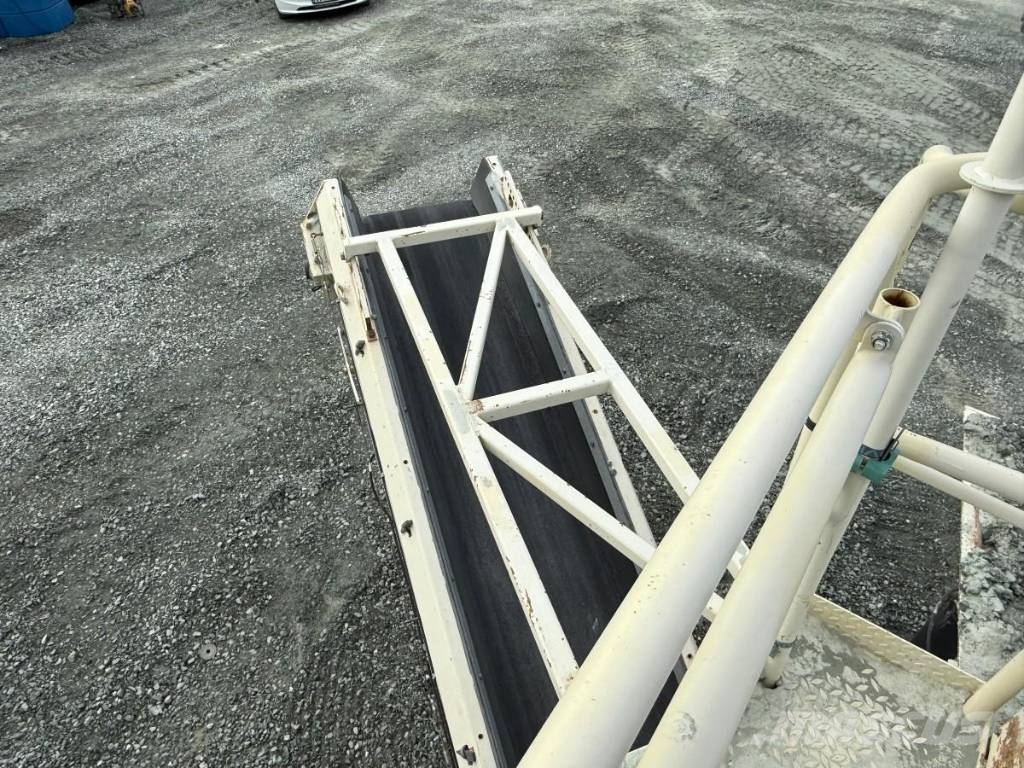 Powerscreen Metso ST620 4Deck Mobile screeners