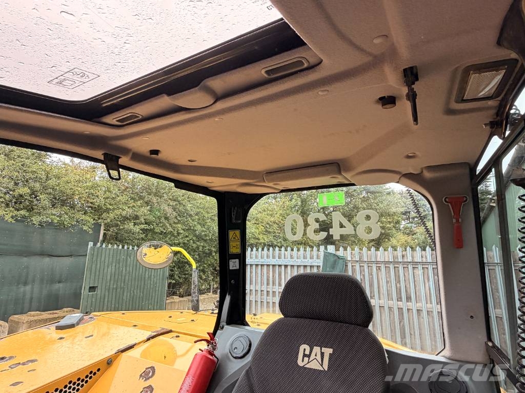 CAT 308 CR 8 Ton Midi Excavator Midibagger 7t - 12t