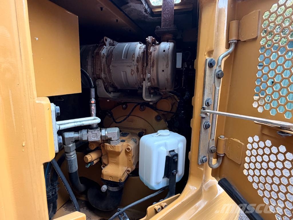 CAT 308 CR 8 Ton Midi Excavator Midibagger 7t - 12t