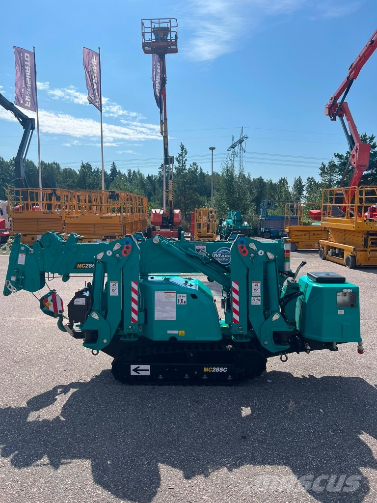 Maeda MC 285 C-3 Minikranen
