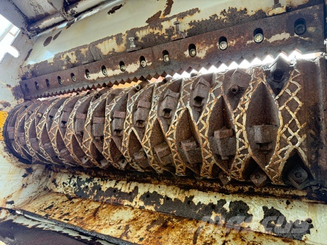 AWC V 1500 WOOD SHREDDER آلات تمزيق المخلفات