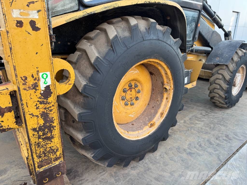 CAT 432D - Telescopic Boom / Hammer Lines لوادر ذات جرافات عكسية