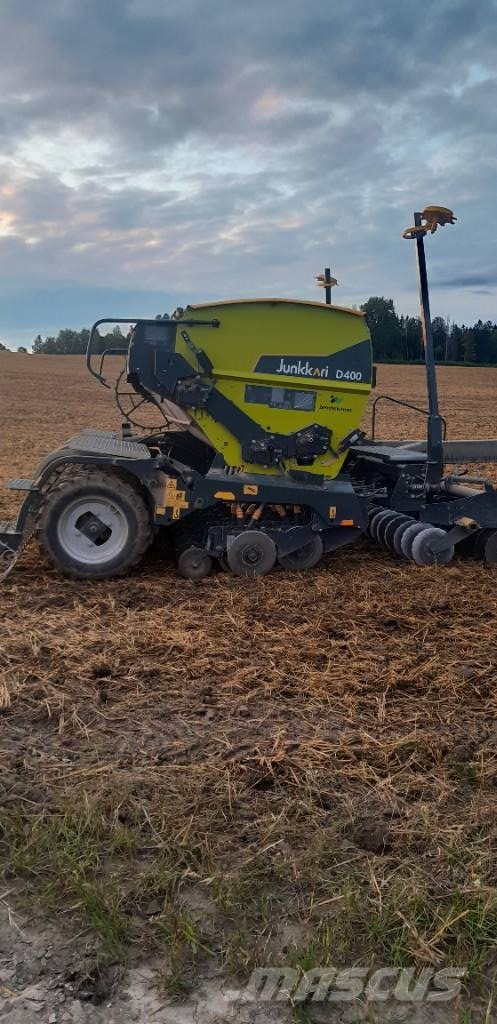 Junkkari D400 Perforatrici