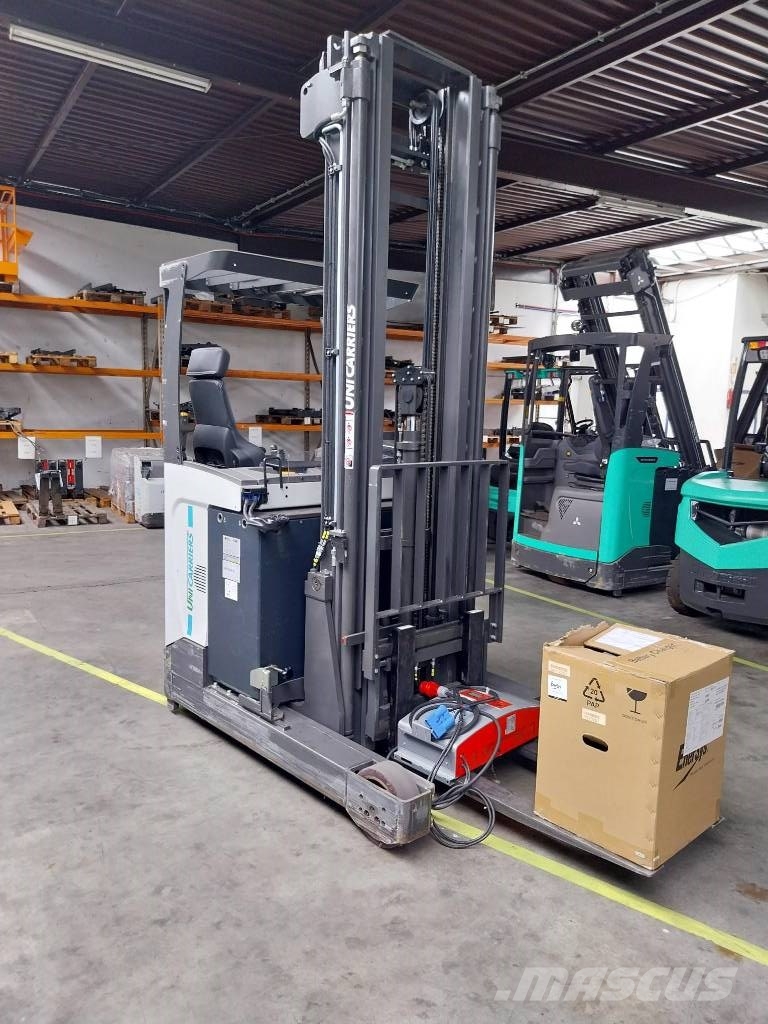 UniCarriers UMS200DTFVXF725 Reach truck
