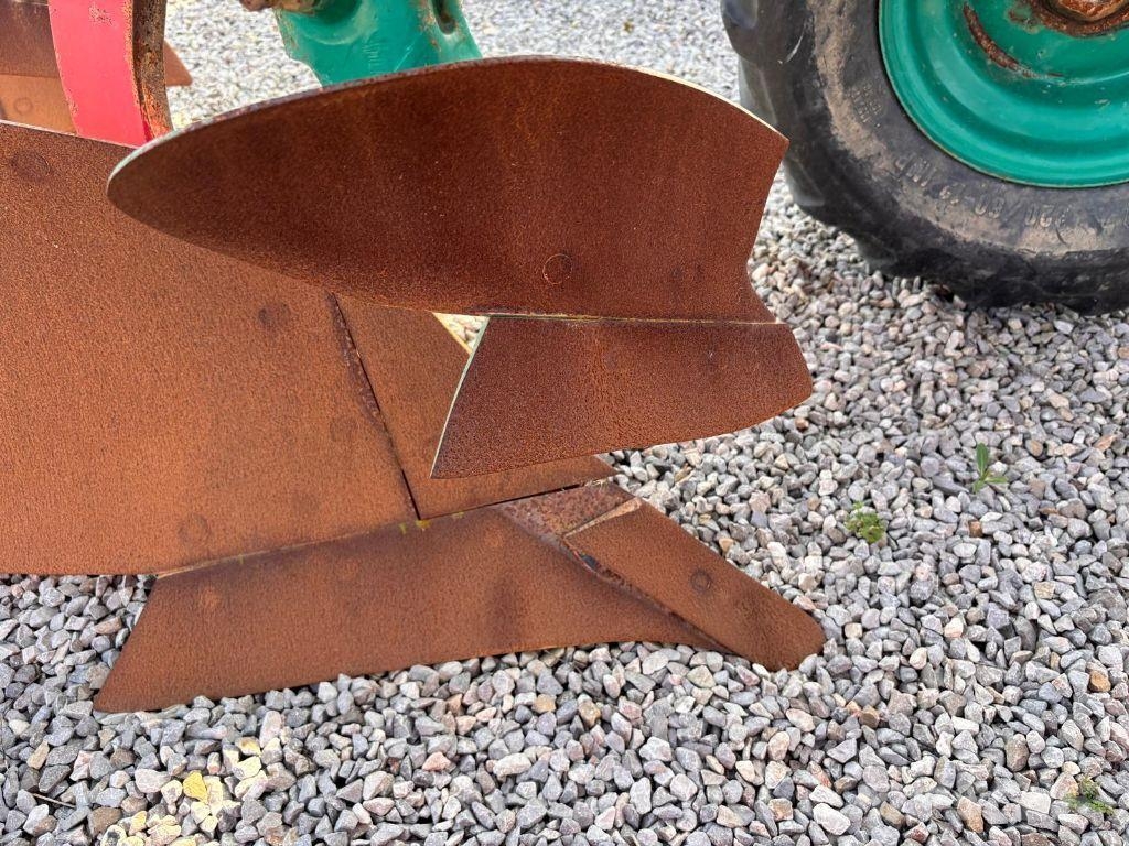 Kverneland Ls 100 محاريث تقليدية