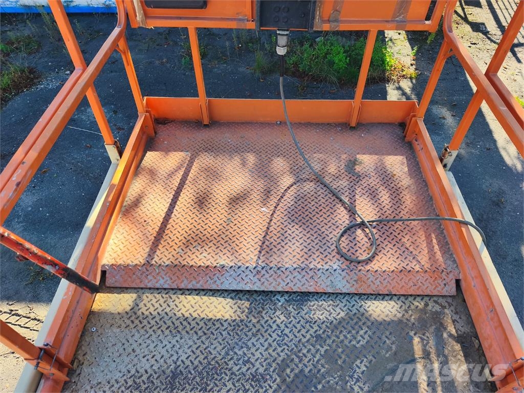 JLG 4069LE Statyba - Kita